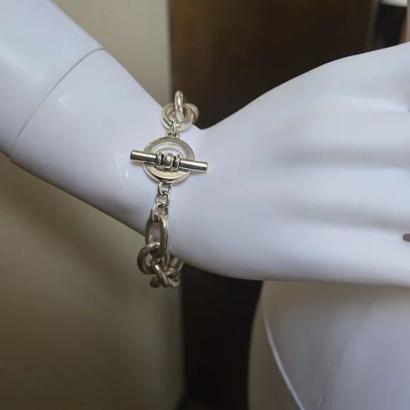 Ralph Lauren Silver Plated Chain Necklace and Bracelet Set - Picture 6 of 7